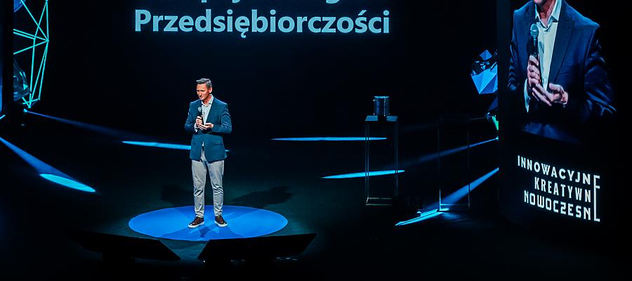 Marszałek województwa Olgierd Geblewicz otworzył konferencję podsumowującą trzecią edycję Programu Mentorskiego.