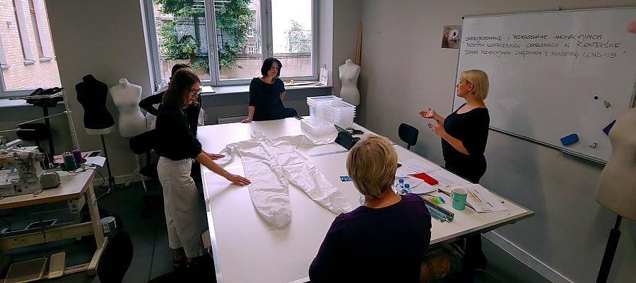 Marszałek wspiera kolejne uczelnie wyższe walczące z COVID-19