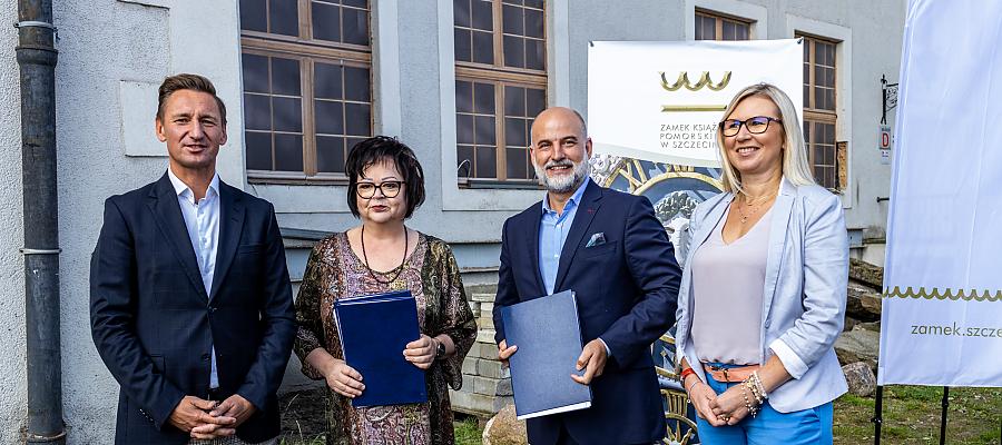 Zamek podpisał umowę z wykonawcą inwestycji